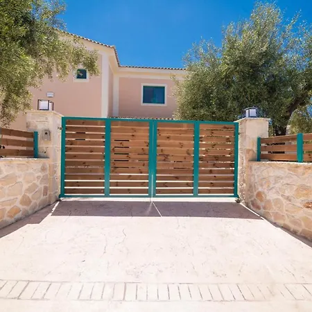 Amari Villa