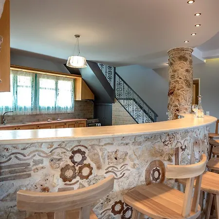 Amari Villa *