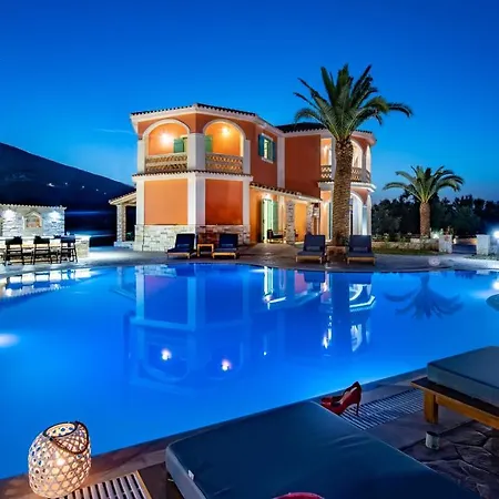 Amari Villa *